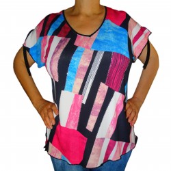 Tee shirt vintage femme rose multicolore imprimé strass et paillettes